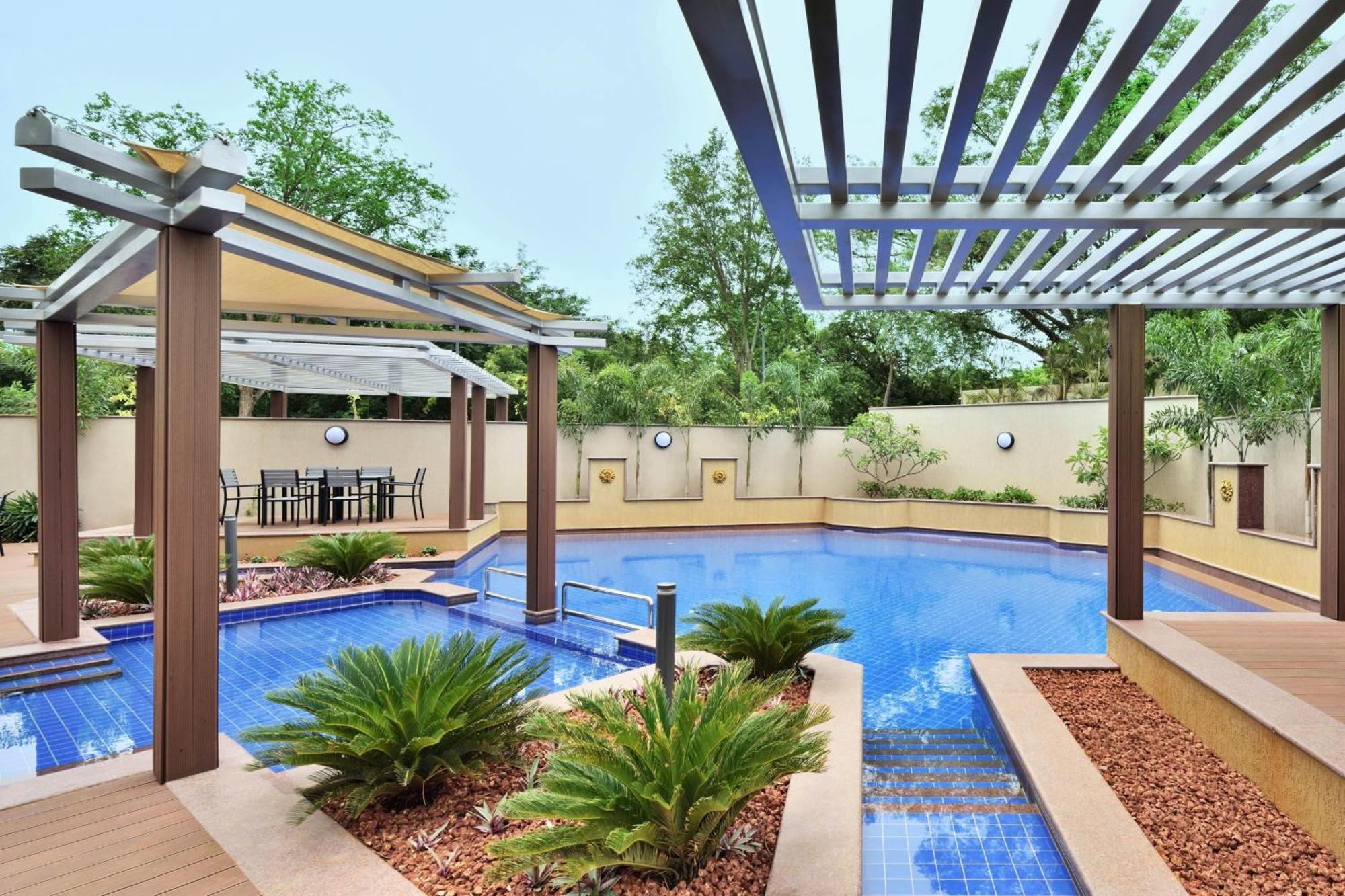 Courtyard By Marriott Madurai Hotel Exterior photo