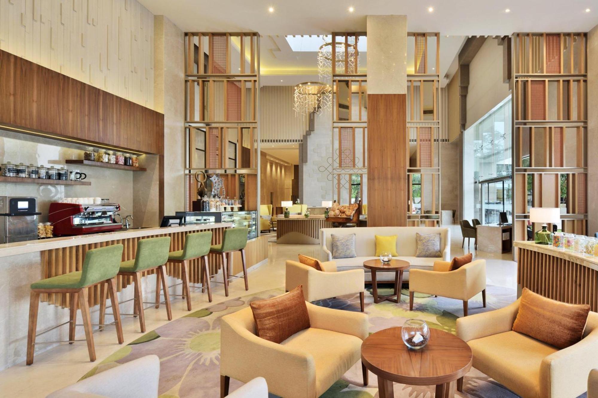 Courtyard By Marriott Madurai Hotel Exterior photo