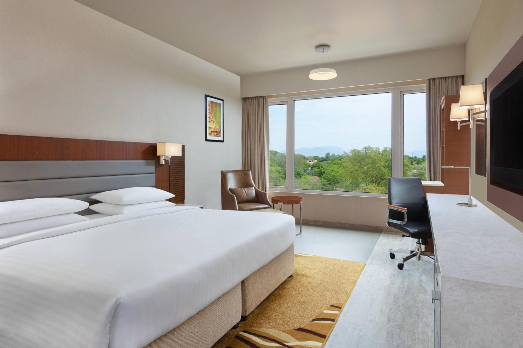Courtyard By Marriott Madurai Hotel Exterior photo
