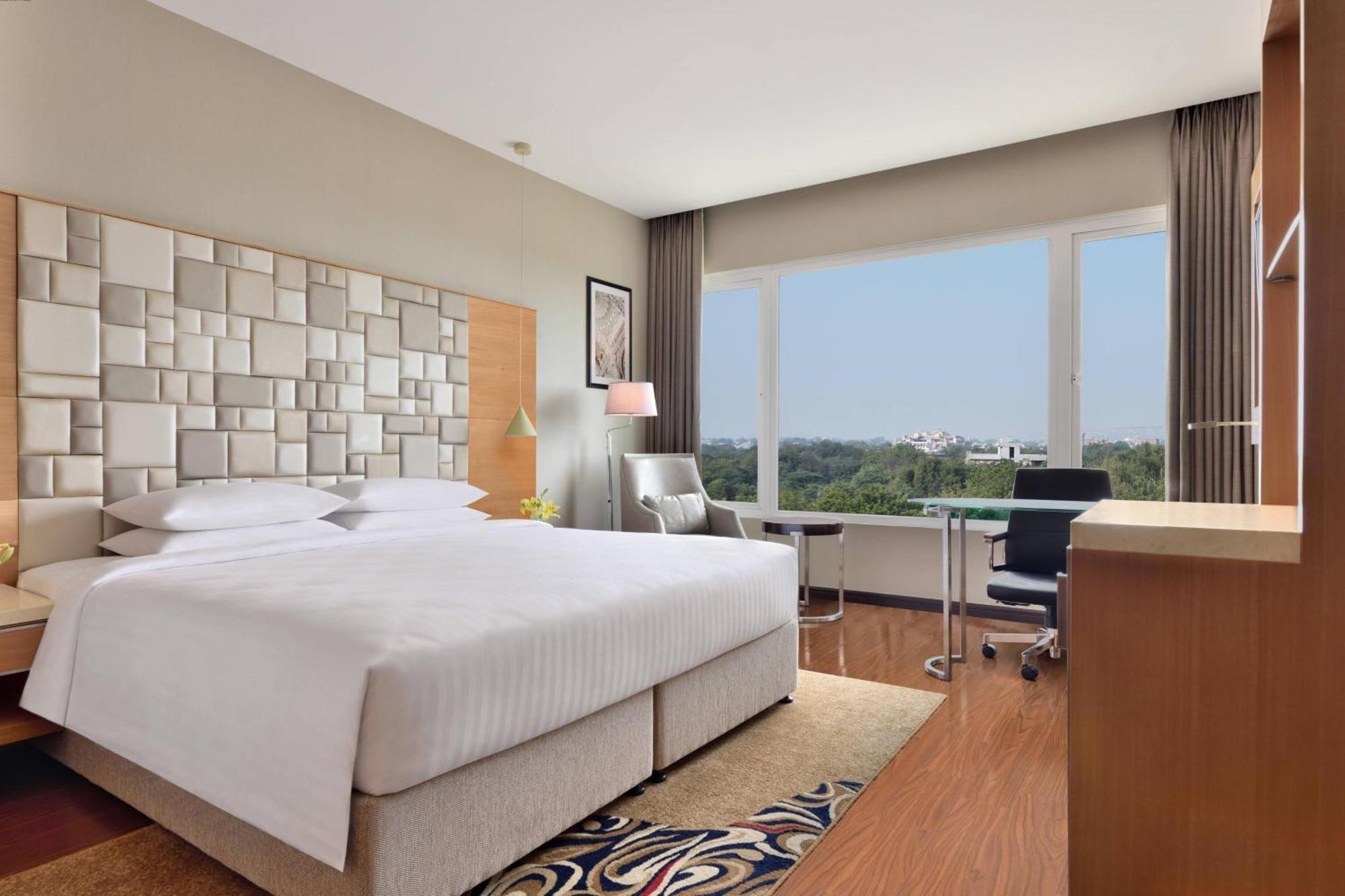 Courtyard By Marriott Madurai Hotel Exterior photo